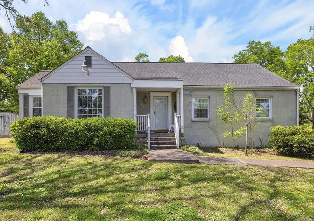 Photo 2 of Single family home for sale at 118 S Graycroft Ave, Madison, TN 37115 | MLS# 3530534 | Listing updated on 2026-09-15
