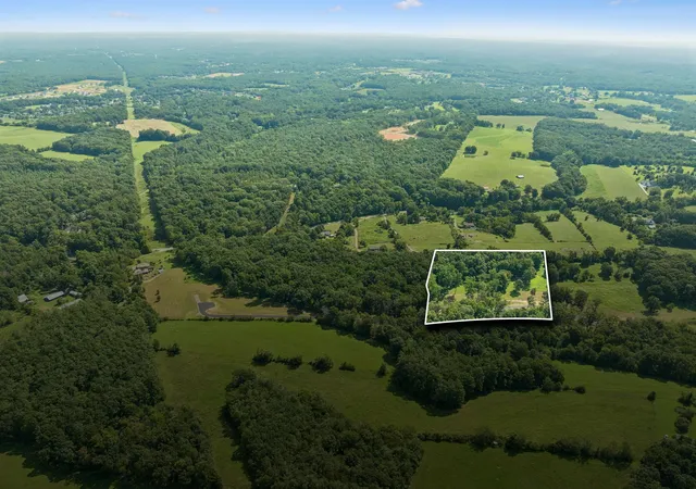 Photo 3 of Land for sale at 3206 Hunziker Ln, Fairview, TN 37062 | MLS# 3547993 | Listing updated on 2026-09-15