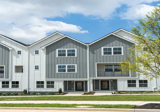 Photo 2 of Townhouse for sale at 3214 Conviser Dr, Nashville, TN 37207 | MLS# 3530786 | Listing updated on 2026-09-15