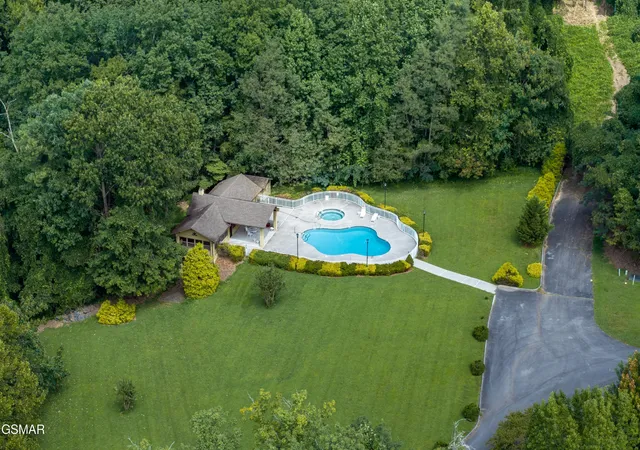 Photo 3 of Condo for sale at 338 Pinnacle View Way #134, Gatlinburg, TN 37738 | MLS# 3530780 | Listing updated on 2026-09-11