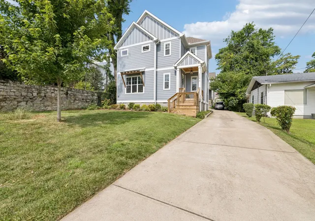 Photo 2 of Single family home for sale at 2229a 11th Avenue S, Nashville, TN 37204 | MLS# 3530854 | Listing updated on 2026-09-15