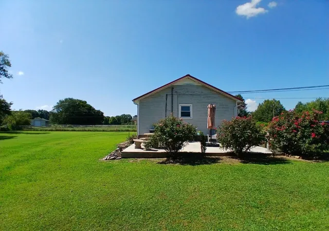 Photo 3 of Sale Pending at 67 Jenkins Dr, Fayetteville, TN 37334 | MLS# 3531393 | Listing updated on 2026-09-11