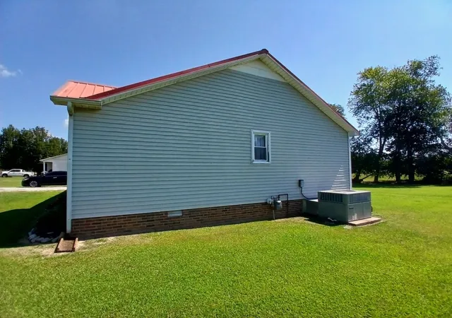 Photo 3 of Sale Pending at 67 Jenkins Dr, Fayetteville, TN 37334 | MLS# 3531393 | Listing updated on 2026-09-11