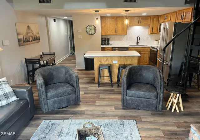 Condo for sale at 1081 Cove Rd #834, Sevierville, TN 37876 | MLS# 3530979