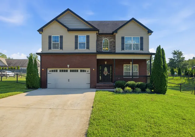 Photo 1 of Single family home for sale at 615 Glenstone Springs Dr, Clarksville, TN 37043 | MLS# 3531652 | Listing updated on 2026-09-11