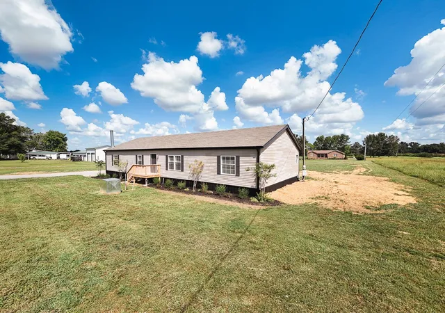 Photo 3 of Manufactured home for sale at 317 Dooley Rd, Ethridge, TN 38456 | MLS# 3546706 | Listing updated on 2026-09-21