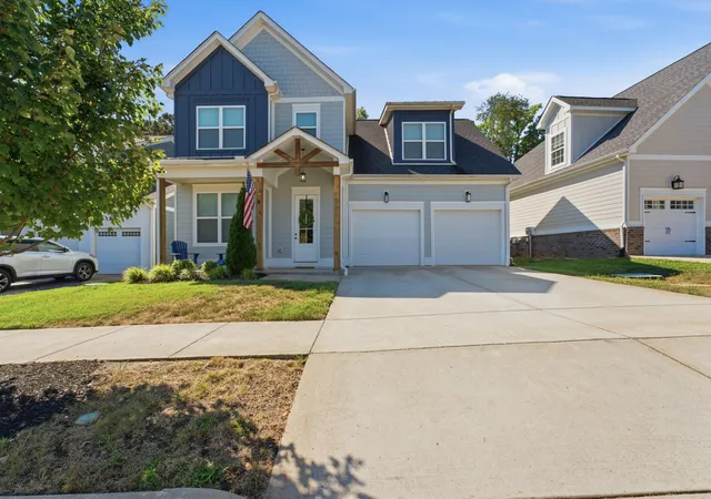 Photo 1 of Single family home for sale at 186 Daniel St, Pleasant View, TN 37146 | MLS# 3541032 | Listing updated on 2026-09-11