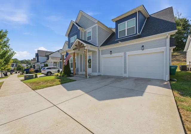 Photo 3 of Single family home for sale at 186 Daniel St, Pleasant View, TN 37146 | MLS# 3541032 | Listing updated on 2026-09-11