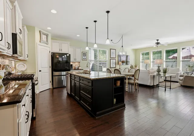 Photo 1 of Single family home for sale at 114 Cobbler Cir, Hendersonville, TN 37075 | MLS# 3542542 | Listing updated on 2026-09-25