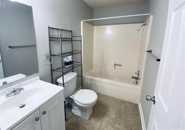 Photo 3 of Multi family home for sale at 1515 Rogers Cir, Manchester, TN 37355 | MLS# 3541284 | Listing updated on 2026-09-08