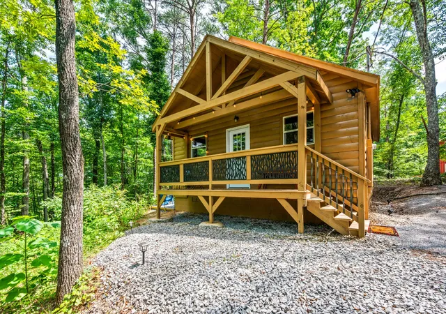 Photo 1 of Single family home for sale at 1634 S Mountain View Rd, Sevierville, TN 37876 | MLS# 3545655 | Listing updated on 2026-09-11