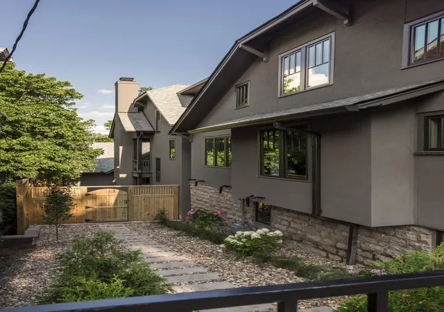 Photo 2 of Mansion for sale at 2904 Belmont Blvd, Nashville, TN 37212 | MLS# 3531892 | Listing updated on 2026-10-06