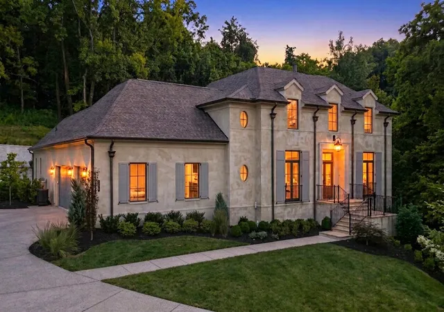 Photo 1 of Mansion for sale at 116 Earlham Ct, Franklin, TN 37067 | MLS# 3545474 | Listing updated on 2026-09-13