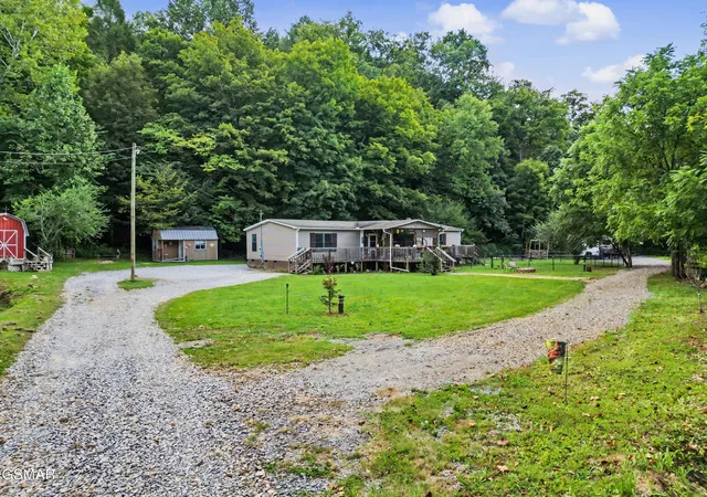 Photo 2 of Manufactured home for sale at 4748 Bogard Rd, Cosby, TN 37722 | MLS# 3531283 | Listing updated on 2026-09-23