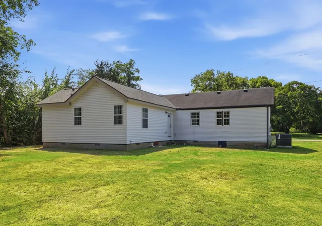 Photo 3 of Single family home for sale at 5853 Seminary Rd, Smyrna, TN 37167 | MLS# 3531411 | Listing updated on 2026-09-12
