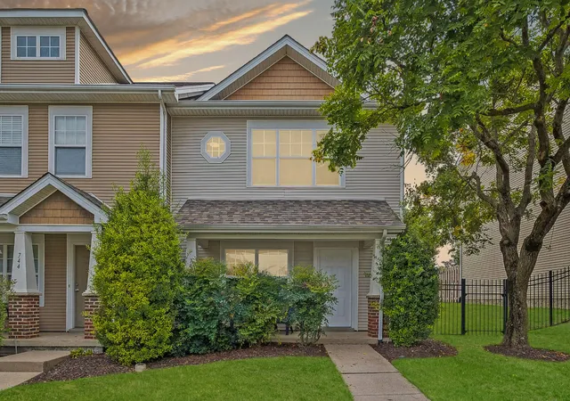 Photo 1 of Townhouse for sale at 742 Vernon Ave, Nashville, TN 37209 | MLS# 3543703 | Listing updated on 2026-10-02