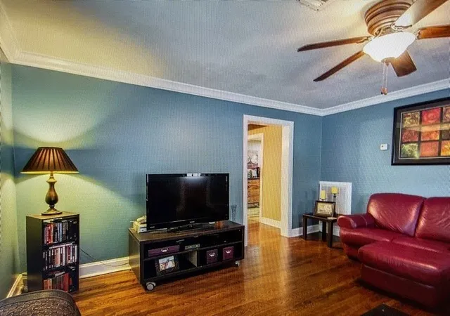 Photo 3 of Single family home for sale at 5004 Illinois Ave, Nashville, TN 37209 | MLS# 3531478 | Listing updated on 2026-09-12