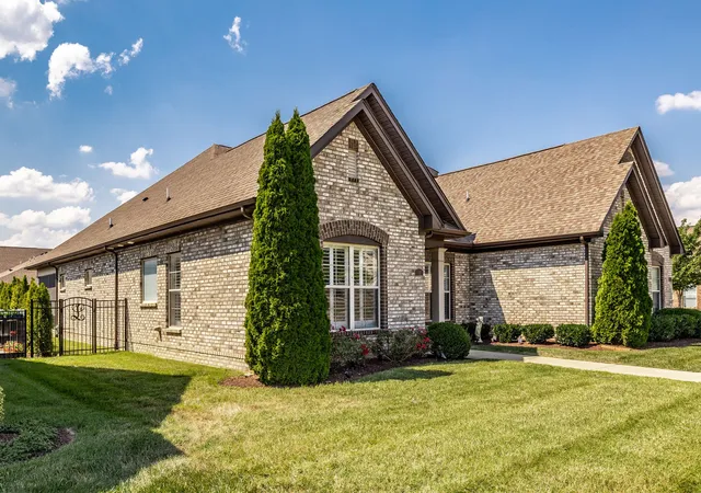 Photo 2 of Townhouse for sale at 1122 S Mcmahan Dr, Gallatin, TN 37066 | MLS# 3531633 | Listing updated on 2026-09-15