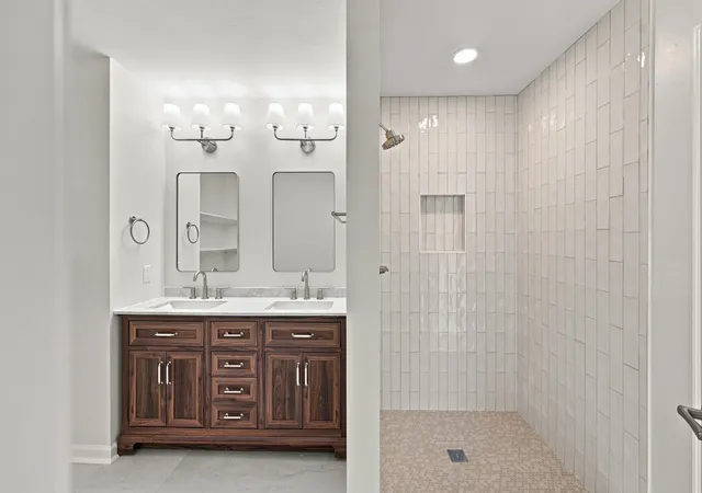 Photo 4 of Single family home for sale at 104 Highlander Dr, Hendersonville, TN 37075 | MLS# 3531694 | Listing updated on 2026-09-15