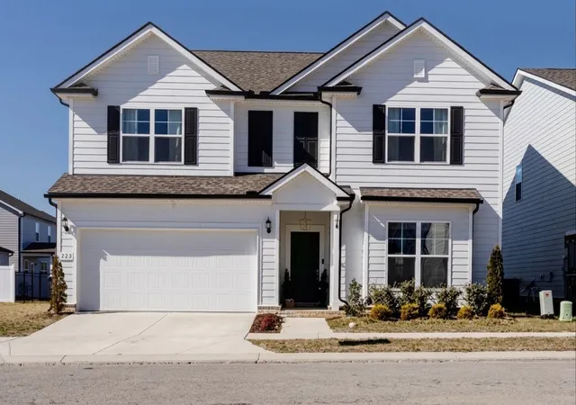 Photo 1 of Single family home for sale at 223 Land Breeze Dr, La Vergne, TN 37086 | MLS# 3541265 | Listing updated on 2026-09-12
