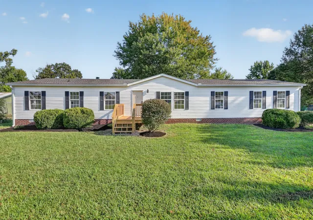 Photo 1 of Single family home for sale at 624 State Rte 52, Portland, TN 37148 | MLS# 3541589 | Listing updated on 2026-09-14