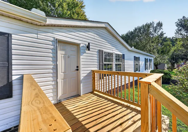 Photo 4 of Single Family Residence at 624 State Rte 52, Portland, TN 37148 | MLS# 3541589 | | Sold on 2026-10-09