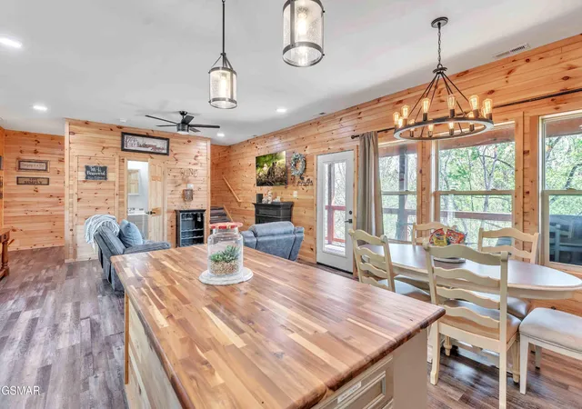 Photo 4 of Single family home for sale at 634 Stockton Dr, Sevierville, TN 37876 | MLS# 3591860 | Listing updated on 2026-10-08