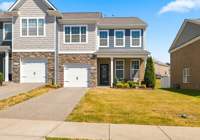 Photo 1 of Townhouse for sale at 4250 Grapevine Loop, Smyrna, TN 37167 | MLS# 3542111 | Listing updated on 2026-09-13