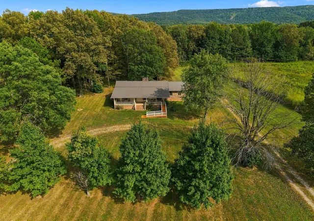 Photo 1 of Single family home for sale at 3245 Harpo Rd, Manchester, TN 37355 | MLS# 3540363 | Listing updated on 2026-09-15