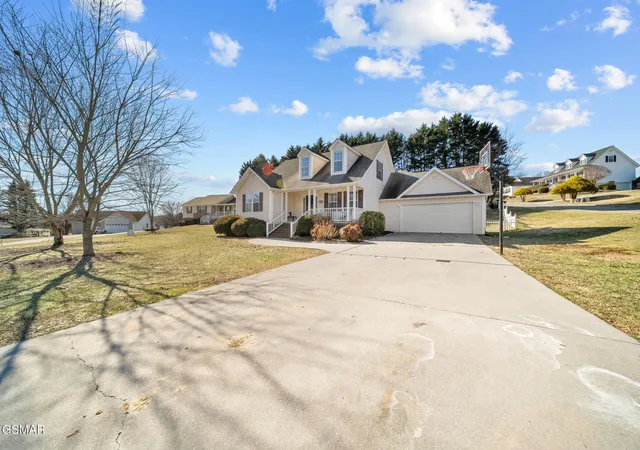 Photo 1 of Single family home for sale at 236 Dove Dr, Sevierville, TN 37876 | MLS# 3545643 | Listing updated on 2026-10-02