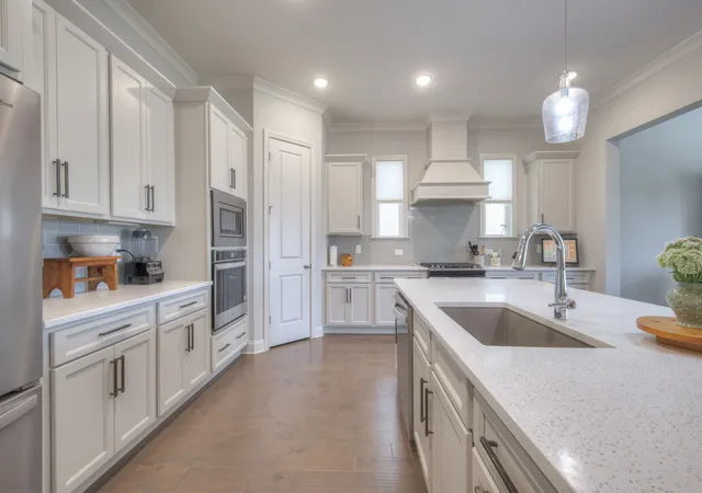 Photo 4 of Single family home for sale at 1044 Cabell Dr, Franklin, TN 37064 | MLS# 3542856 | Listing updated on 2026-09-24