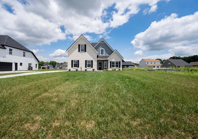Photo 2 of Single family home for sale at 10111 Forkhorn Ln, Bell Buckle, TN 37020 | MLS# 3531791 | Listing updated on 2026-09-13