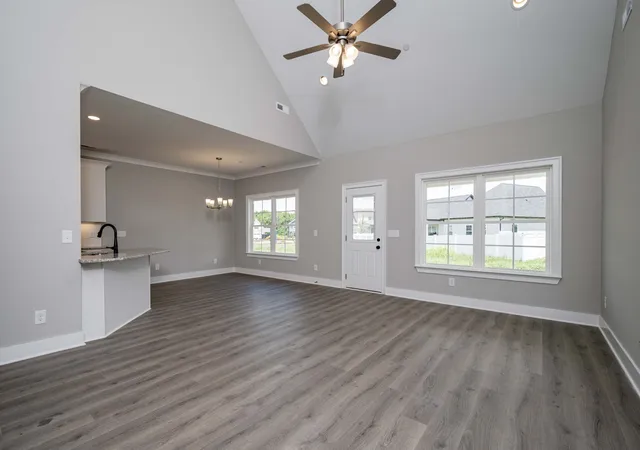 Photo 3 of Single family home for sale at 10111 Forkhorn Ln, Bell Buckle, TN 37020 | MLS# 3531791 | Listing updated on 2026-09-13