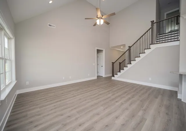 Photo 4 of Single family home for sale at 10111 Forkhorn Ln, Bell Buckle, TN 37020 | MLS# 3531791 | Listing updated on 2026-09-13
