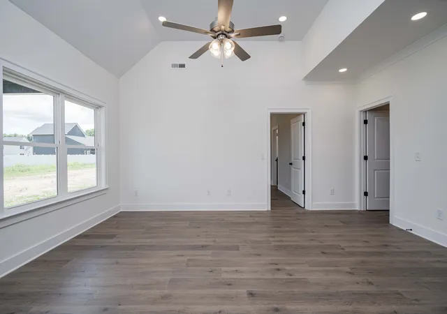 Photo 4 of Single family home for sale at 10109 Forkhorn Ln, Bell Buckle, TN 37020 | MLS# 3531787 | Listing updated on 2026-09-13