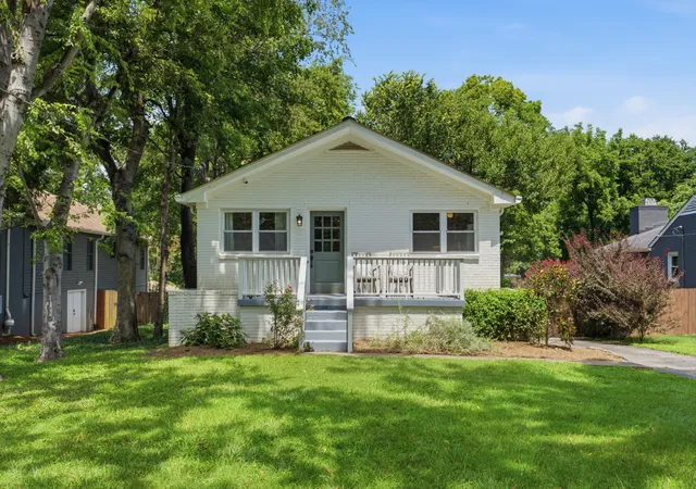 Photo 2 of Single family home for sale at 4116 Westlawn Dr, Nashville, TN 37209 | MLS# 3546690 | Listing updated on 2026-09-14