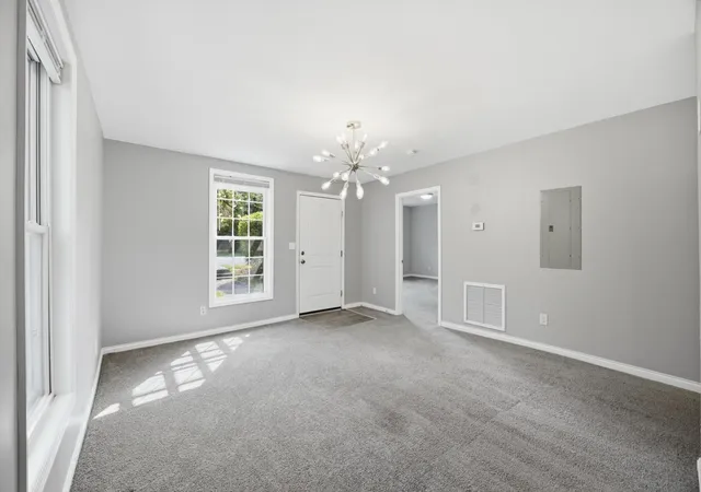 Photo 3 of Single family home for sale at 2323 Crutchfield St, Chattanooga, TN 37406 | MLS# 3531788 | Listing updated on 2026-09-11
