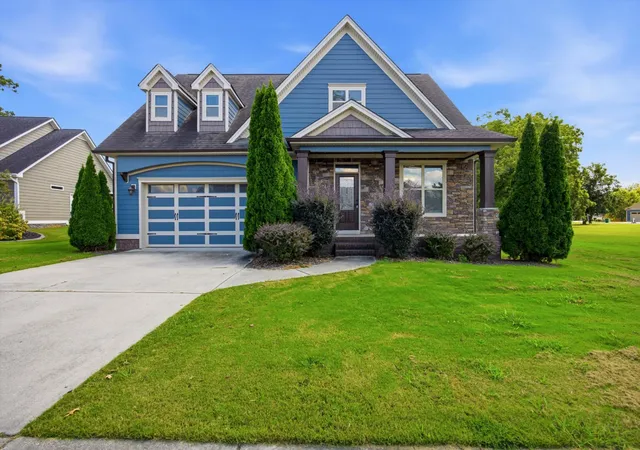 Photo 1 of Single family home for sale at 8867 Skybrook Dr, Ooltewah, TN 37363 | MLS# 3531793 | Listing updated on 2026-09-11