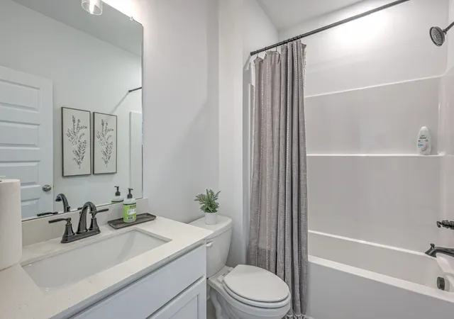 Photo 3 of Single family home for sale at 504 Misty Crk Ct, Nashville, TN 37207 | MLS# 3531883 | Listing updated on 2026-09-13
