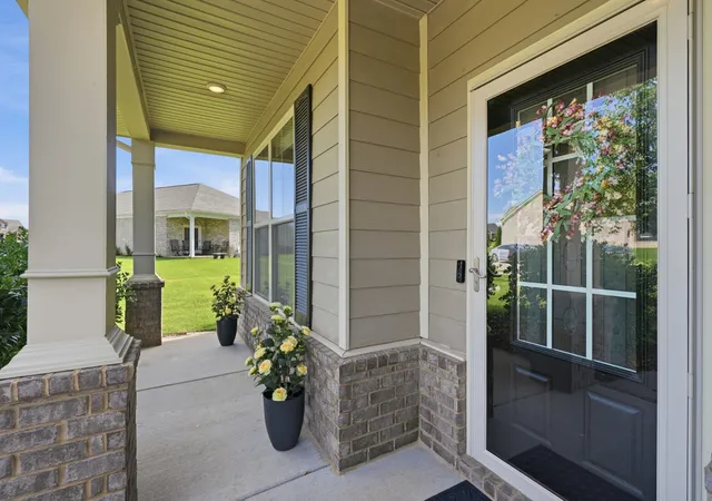 Photo 3 of Single family home for sale at 8003 Forest Hills Dr, Spring Hill, TN 37174 | MLS# 3545156 | Listing updated on 2026-09-13
