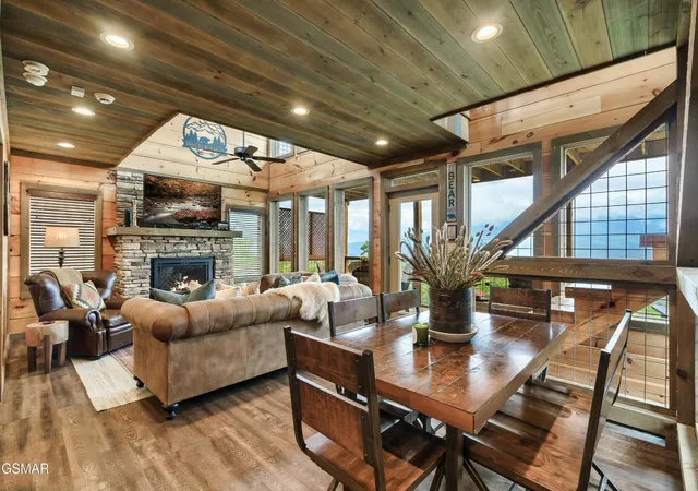 Photo 3 of Single family home for sale at 1132 Villa Overlook Way, Gatlinburg, TN 37738 | MLS# 3531899 | Listing updated on 2026-09-11