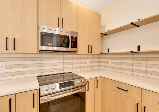 Photo 4 of Townhouse for sale at 1938 Anderson Ave, Chattanooga, TN 37404 | MLS# 3540316 | Listing updated on 2026-10-08