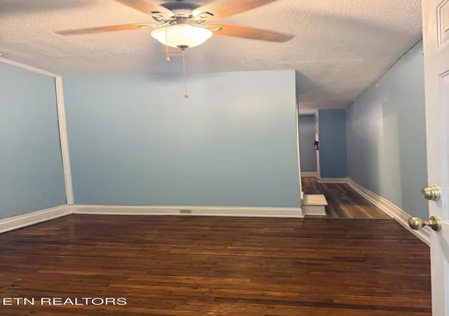 Listing Photo 5 - Condo for sale in building located at 830 Tennessee Ave, Etowah, TN 37331