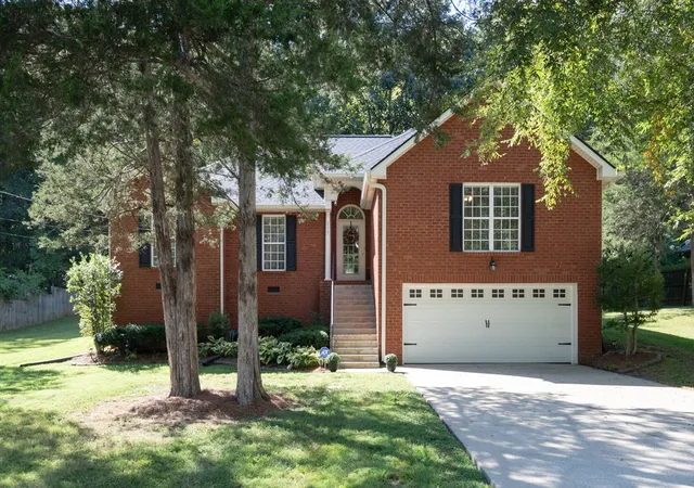 Photo 1 of Single family home for sale at 2117 Creek Trl, Goodlettsville, TN 37072 | MLS# 3542591 | Listing updated on 2026-09-14