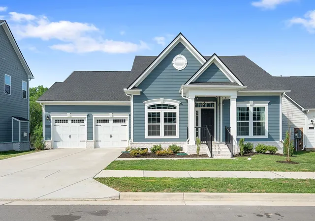 Photo 1 of Single family home for sale at 3060 Oglethorpe Dr, Franklin, TN 37064 | MLS# 3540345 | Listing updated on 2026-10-18