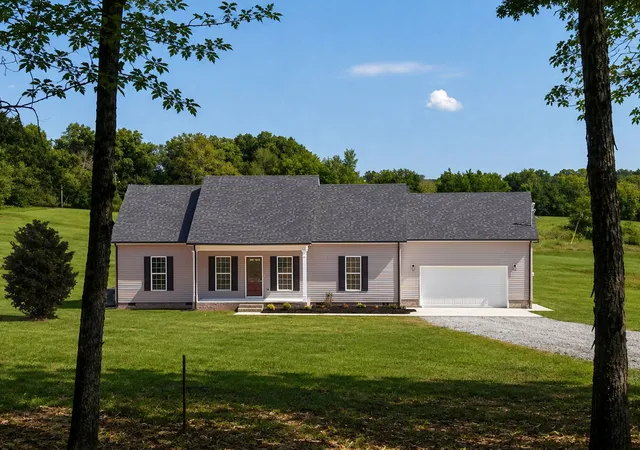 Photo 1 of Single family home for sale at 850 Lower Halls Ml, Shelbyville, TN 37160 | MLS# 3540359 | Listing updated on 2026-09-15