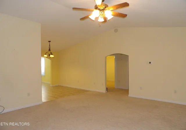 Photo 3 of Single family home for sale at 4017 Sioux Rd, Crossville, TN 38572 | MLS# 3540361 | Listing updated on 2026-09-11