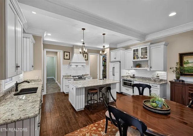 Photo 3 of Single family home for sale at 151 E Shore Dr, Rockwood, TN 37854 | MLS# 3540960 | Listing updated on 2026-09-11