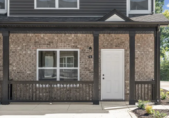 Photo 2 of Townhouse for sale at 160 Fairview Ln #B2, Clarksville, TN 37040 | MLS# 3542332 | Listing updated on 2026-09-11