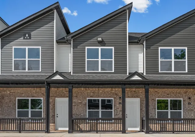 Photo 1 of Townhouse for sale at 160 Fairview Ln #A4, Clarksville, TN 37040 | MLS# 3542367 | Listing updated on 2026-10-06